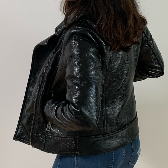 🖤 GUESS faux leather jacket in shiny black 🖤 - Picture 2 of 2